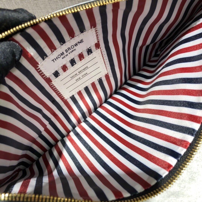 Ví tab đứng nam dáng mỏng da bò mềm chống nổ bên trong vải dệt kim thom browne