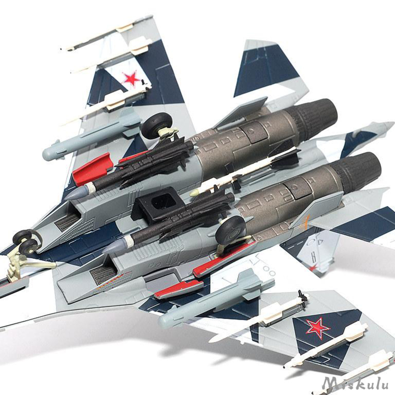 Mô Hình Máy Bay Chiến Đấu Su-35 Nga Tỉ Lệ 1 / 100