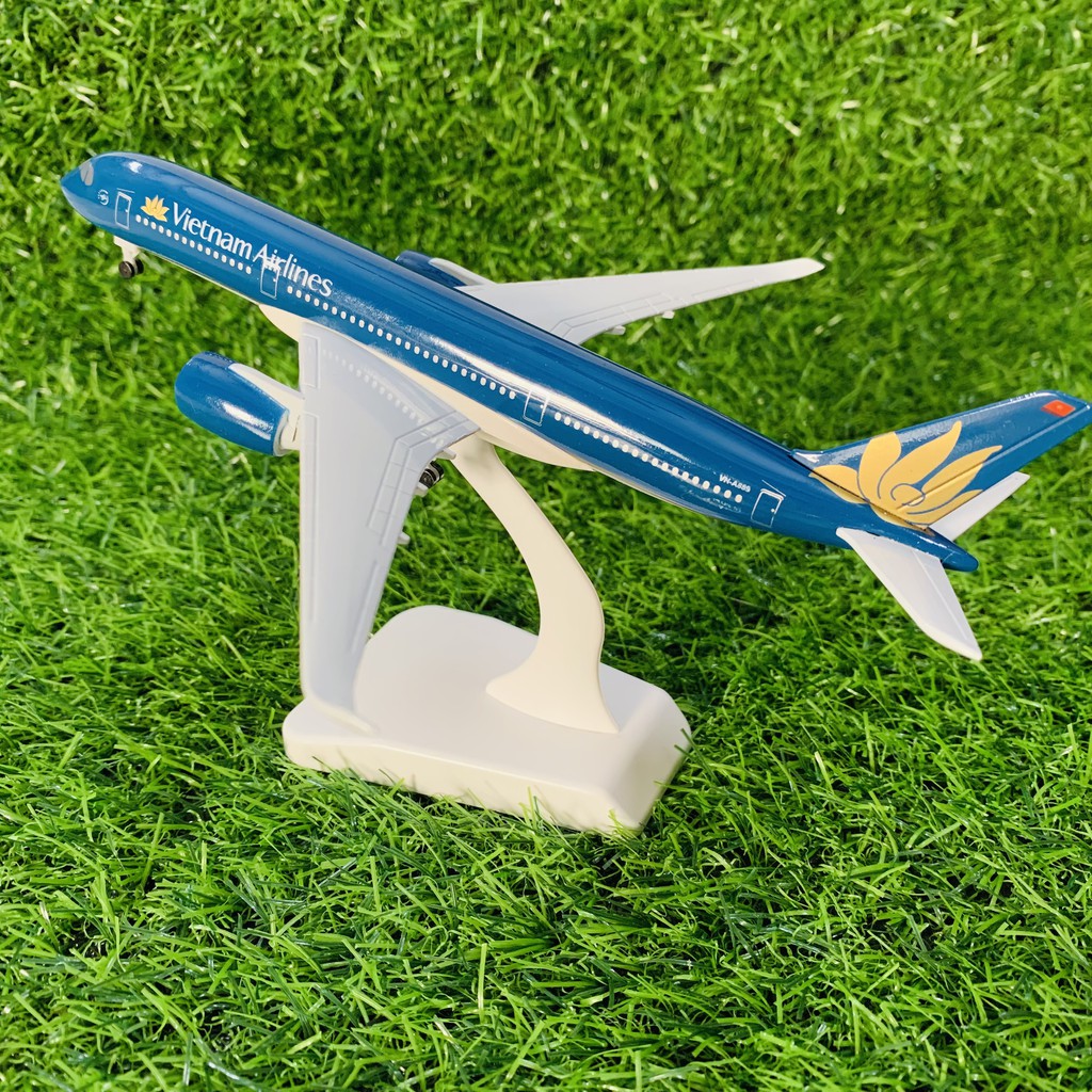 Mô hình đồ chơi máy bay 20cm có bánh chuẩn đẹp fullbox