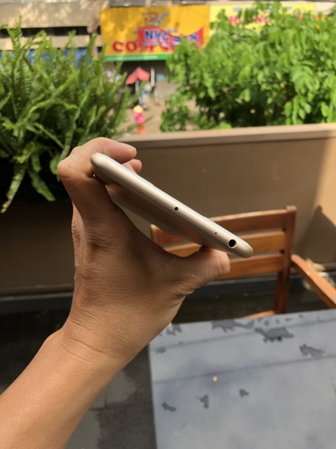 Điện thoại xiaomi mi max 2 cpu 8 nhân ram 4gb 64gb 2 sim màn hình khủng 6.44 inch | BigBuy360 - bigbuy360.vn