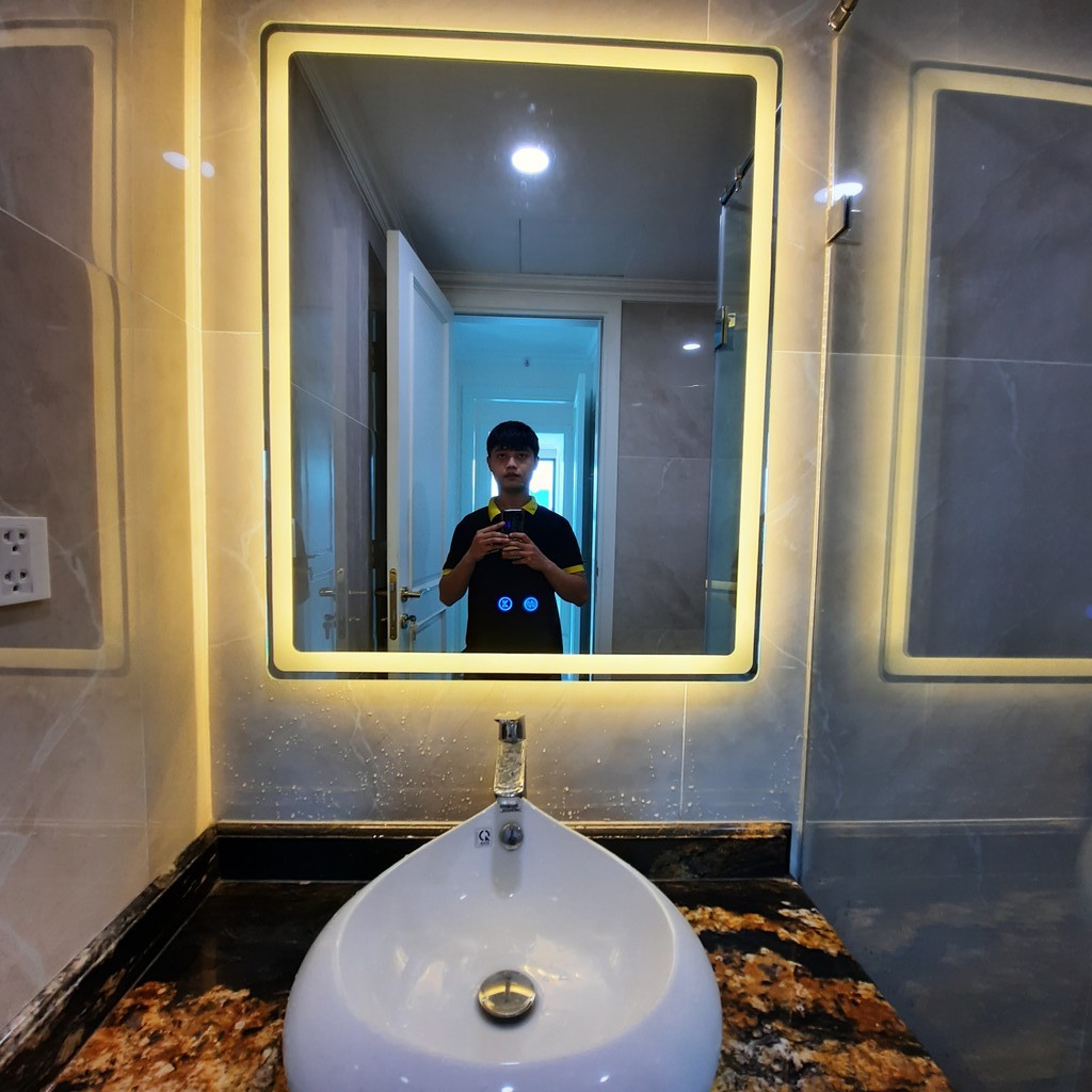 Gương Soi Đèn LED Hoàng Kim-Gương Chữ Nhật Trang Điểm,Nhà Tắm,Phòng ngủ,Phòng khách Kích Thước 80x100cm guonghoangkim