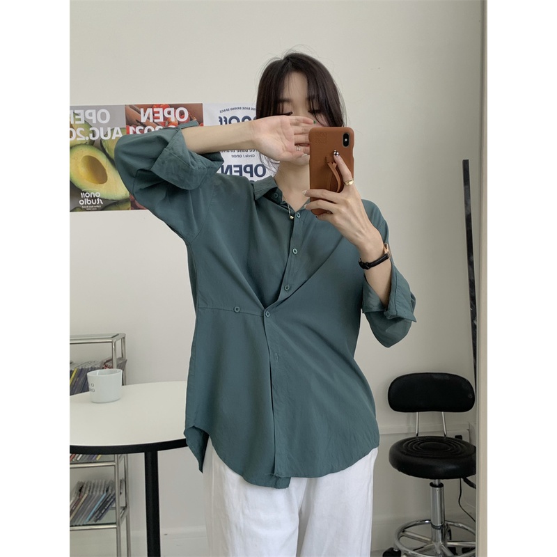 Áo Sơ Mi Tay Dài Dáng Rộng Màu Trơn Phối Nút Phong Cách Thời Trang Hàn Quốc Có 5 Màu Lựa Chọn | BigBuy360 - bigbuy360.vn