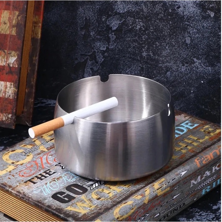 Gạt tàn thuốc lá chất liệu inox - GTT005