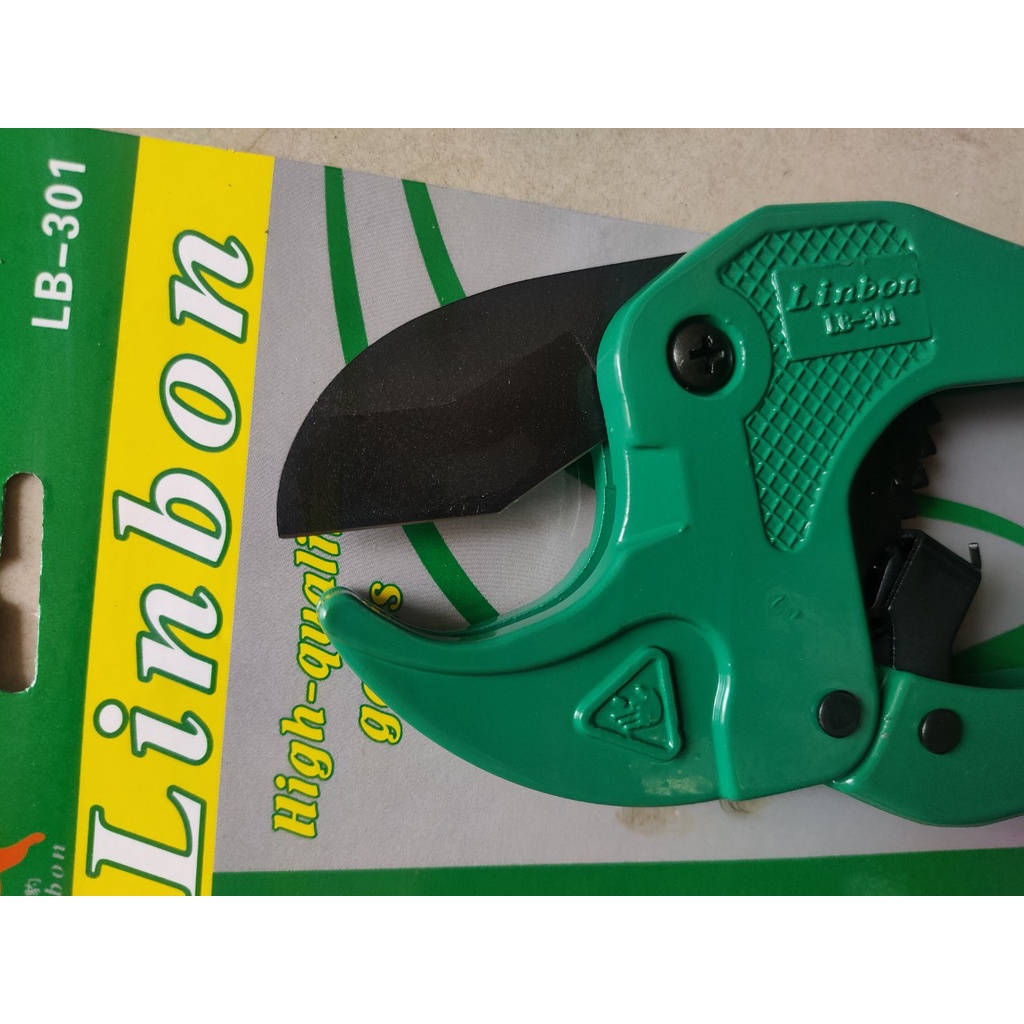Kéo cắt ống nước linbon có đường kính tối đa 42mm