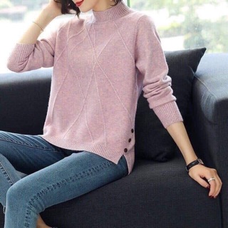 7 Áo len gân đính cúc sườn