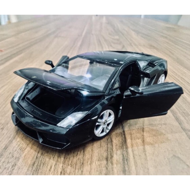 Xe Mô Hình Lamborghini Gallardo Lp560-4 1:24 Welly (Đen )