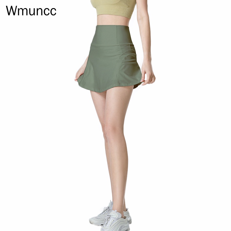 Chân váy ngắn lưng cao giả hai lớp phong cách thể thao thời trang cho nữ