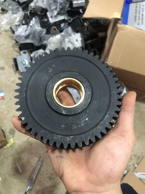Sản phẩm gia đình làm: bánh răng 49R gian 4102qb