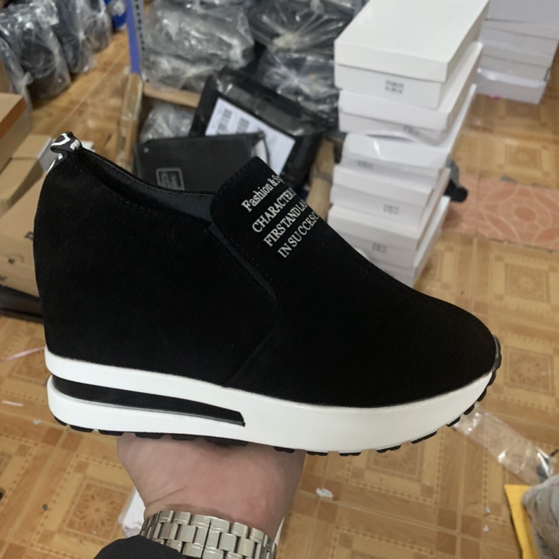 Giày Sneakers Nữ Độn Đế 6cm Da Lộn H71