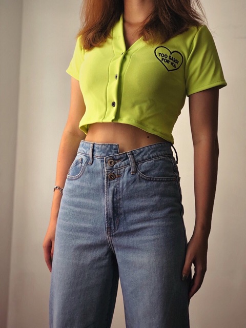 Áo Croptop Nút Gài Thêu Chữ Ảnh Thật 100%