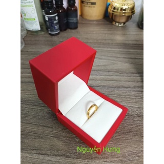Hộp để nhẫn bằng da cao cấp