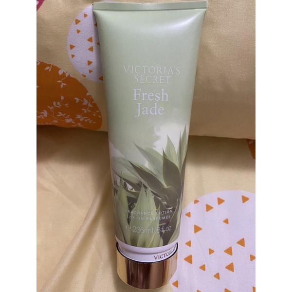 DƯỠNG THỂ NƯỚC HOA VICTORIA’S SECRET HYPNOTIZED FRAGRANCE LOTION 236ML US