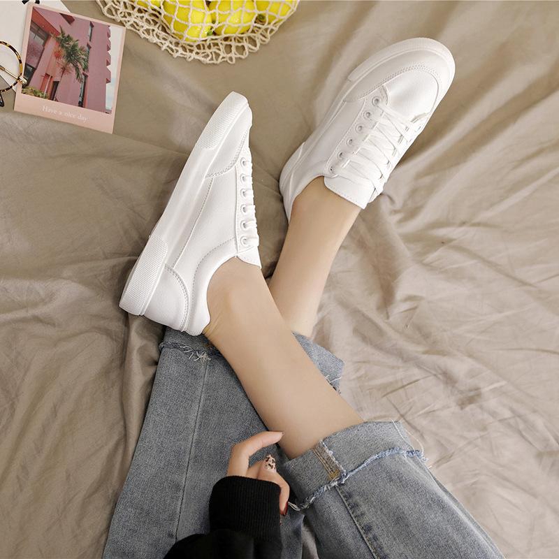 Giày thể thao IELGY màu trắng dễ phối đồ thời trang Hàn Quốc đơn giản dành cho nữ