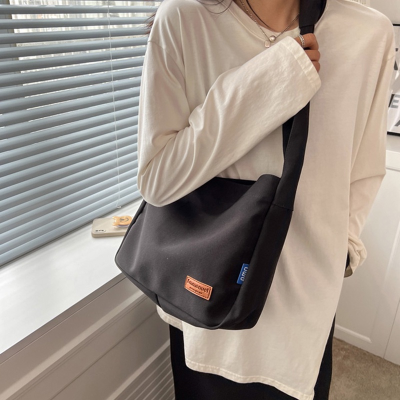 Túi đeo chéo IELGY vải canvas sức chứa lớn khóa từ thoải mái tiện lợi dành cho nữ