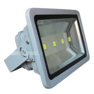 Đèn pha led 4 nhân 200w 220vcc
