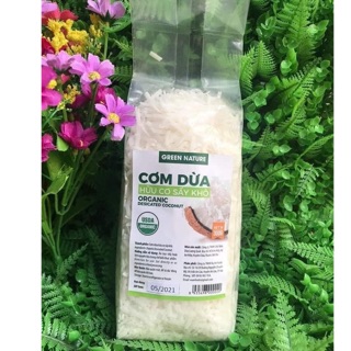 Cơm dừa hữu cơ