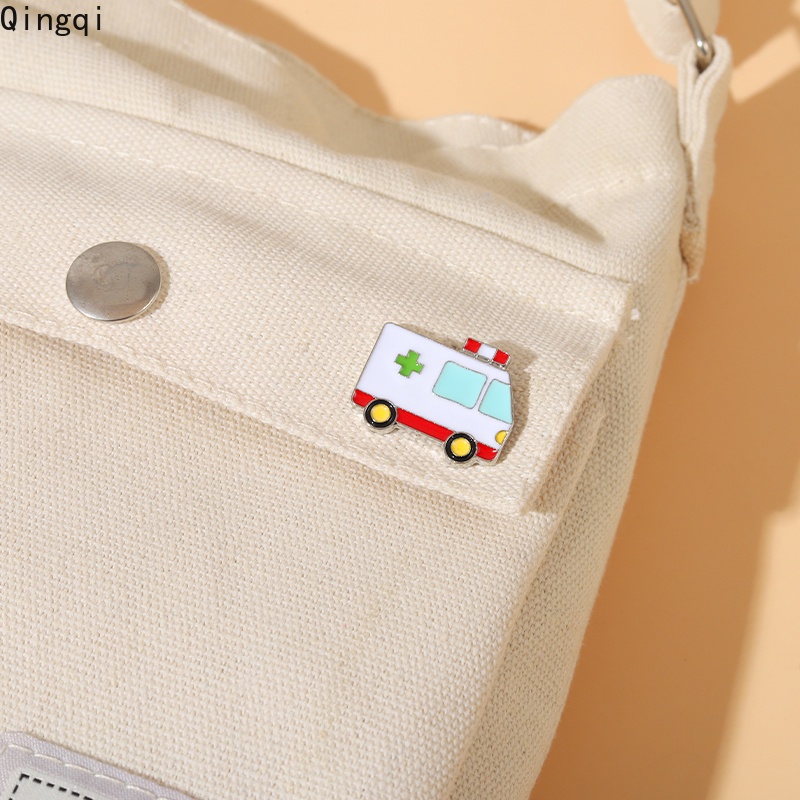 Ghim cài áo MISS ZOE chủ đề xe cảnh sát/ xe buýt hoạt hình xinh xắn