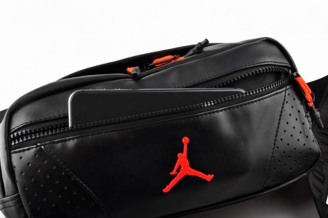 Túi chéo, bao tử JD