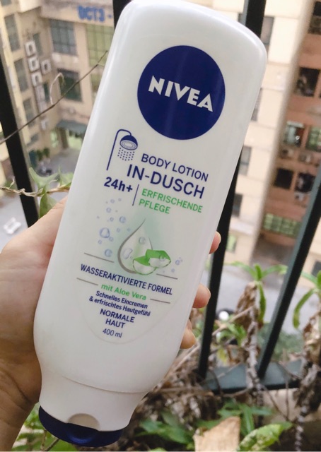 KEM XẢ TẮM DƯỠNG DA NIVEA 400ML