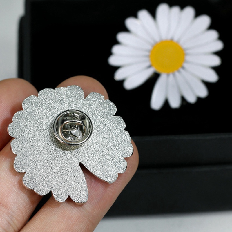 G-Dragon Design Cute Metal Badge White Daisy Flower Spring Enamel Lapel Pin Brooches