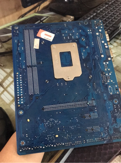 Combo Main Giga H61-DS2 - Chip i3 3240 - Ram 4G