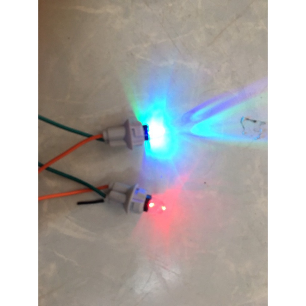 Đèn Led Xi Nhan T10 nhấp nháy 7 màu  có video