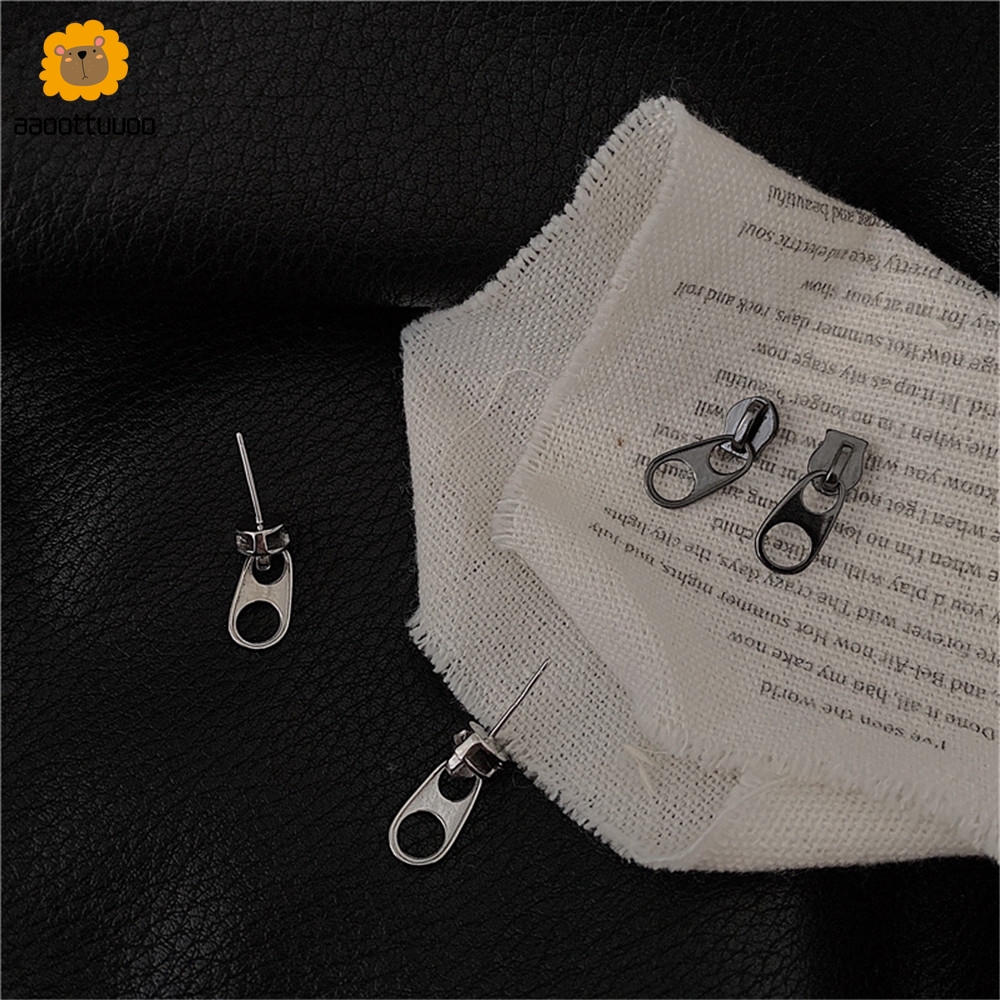 Bông tai thiết kế hình đầu dây khóa kéo độc đáo dành cho nữ