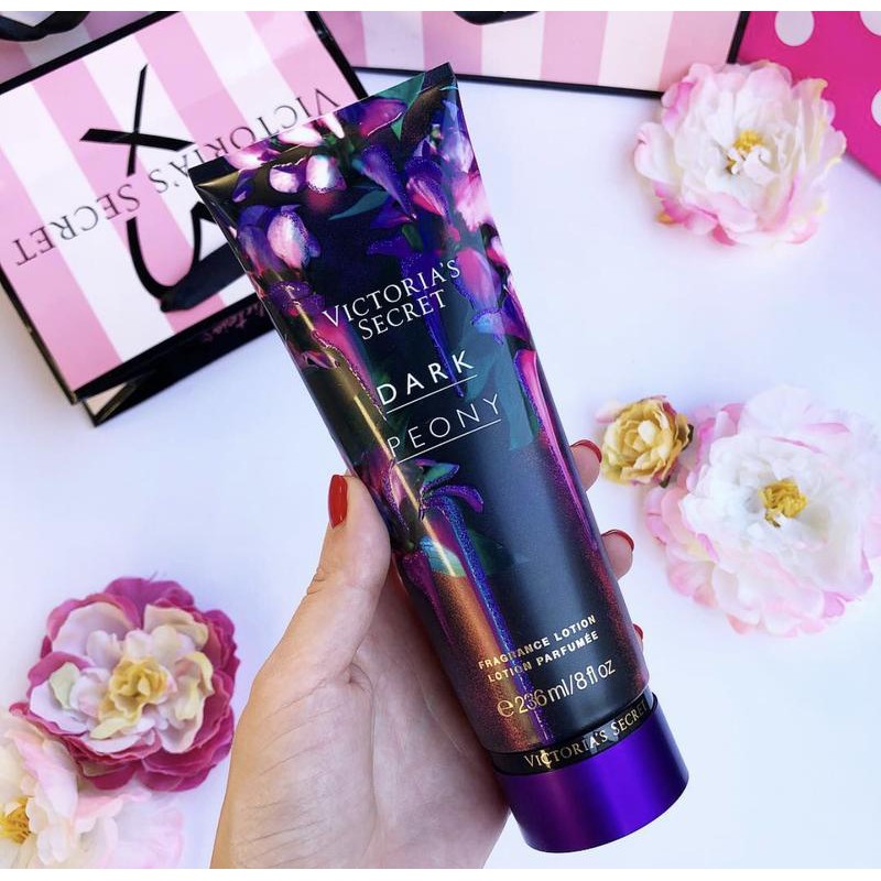 Dưỡng thể giữ ẩm da Victoria's Secret Dark Peony Fragrance Lotion 236ml (Mỹ)