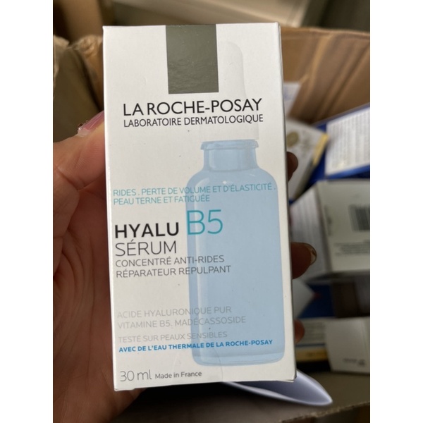 Tinh chất serum La Roche-Posay Hyalu B5