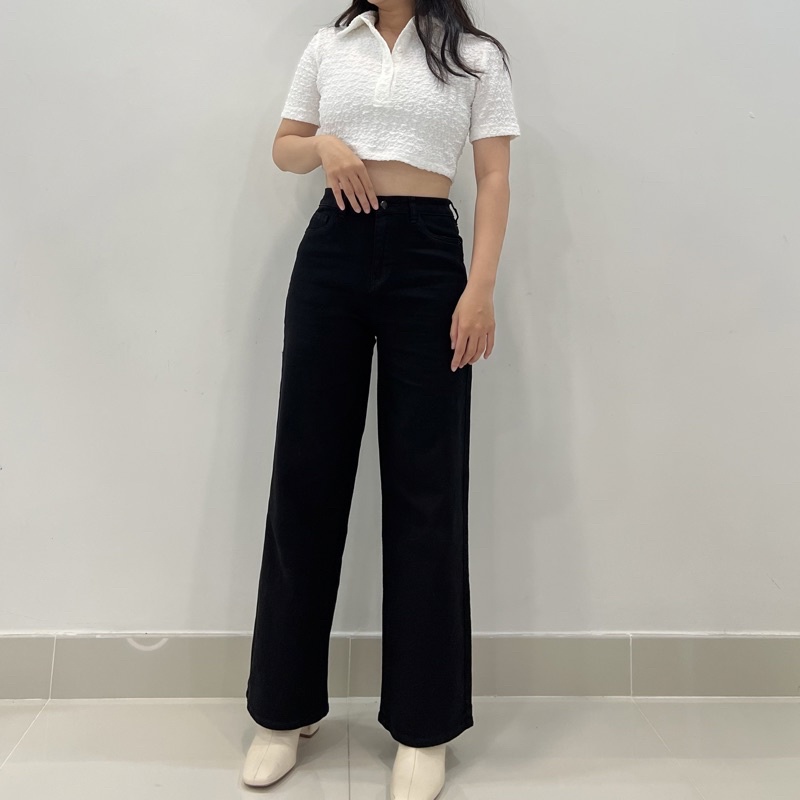Áo Polo Croptop Hoạ Tiết Nổi
