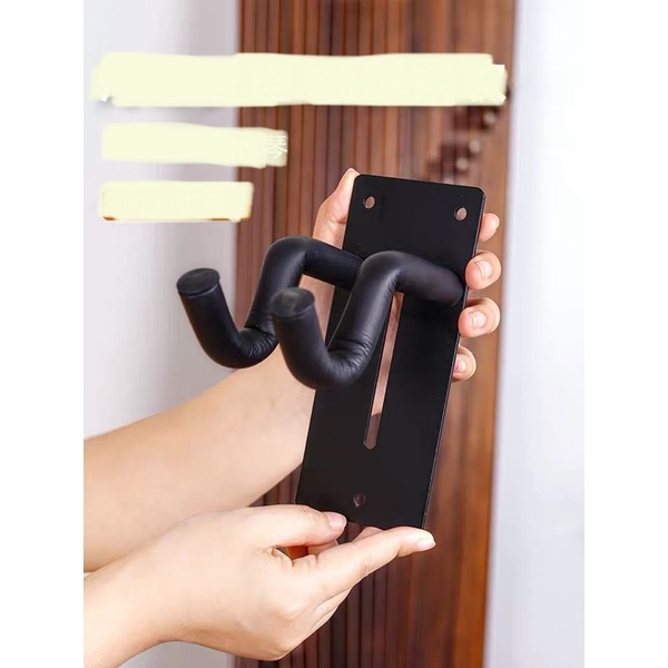 móc treo đàn guzheng và cổ cầm trên tường