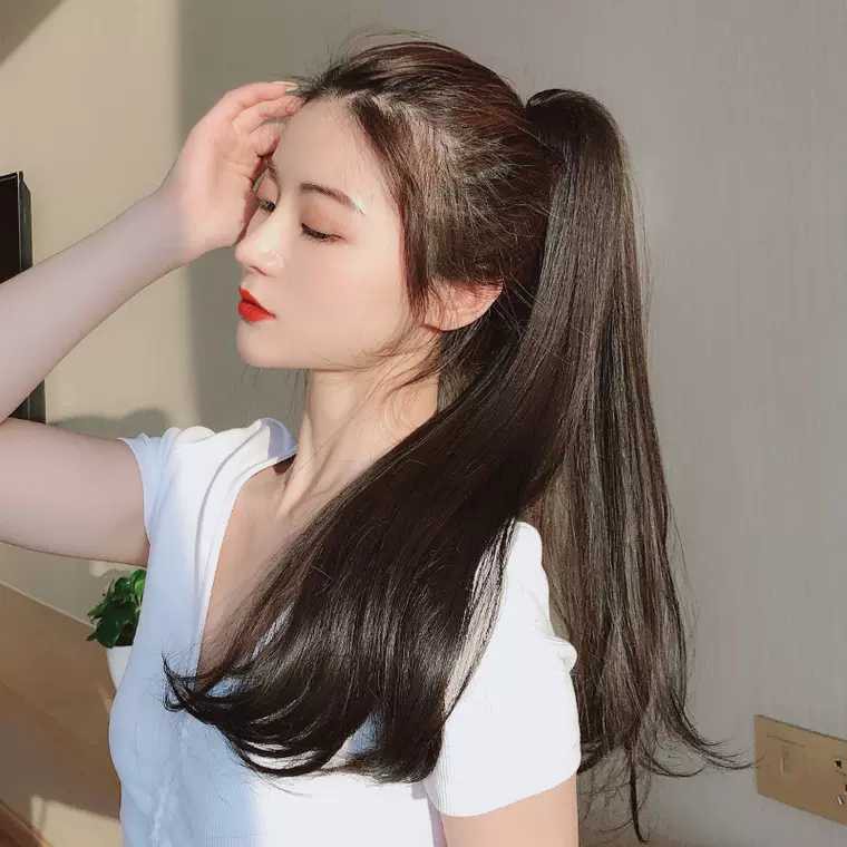 Tóc ngoặm thẳng, ngoạm đuôi ngựa