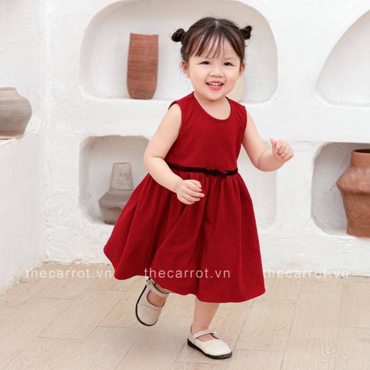 Váy nhung đỏ CARROT cho bé gái, sát nách dáng xoè, phối ruy băng nơ, chất liệu nhung chéo hàn