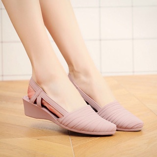 Giày nhựa đế bằng nữ