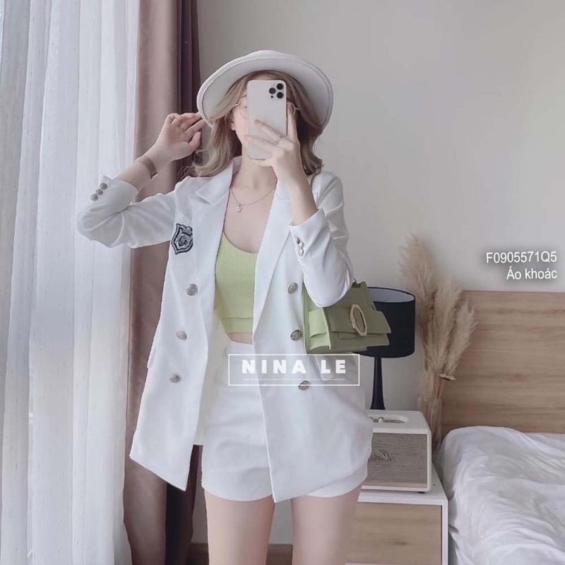 Áo khoác cổ vest 6 nút