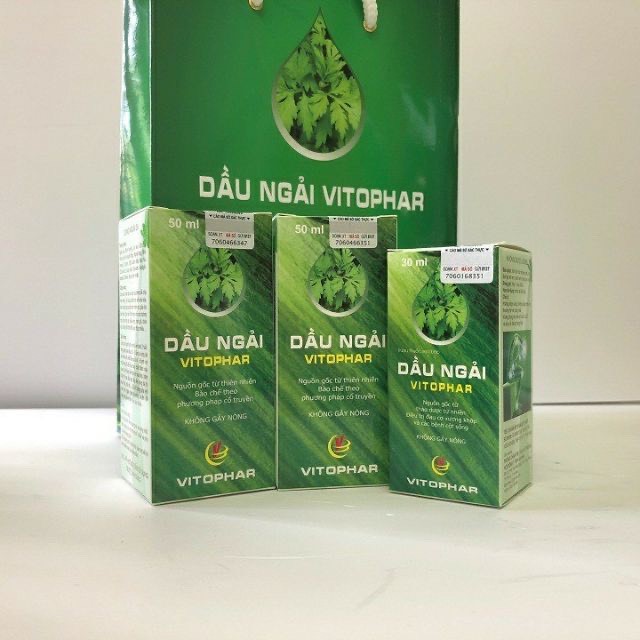 Tinh dầu ngải cửu 500ml hỗ trợ các chứng bệnh liên quan đến xương khớp