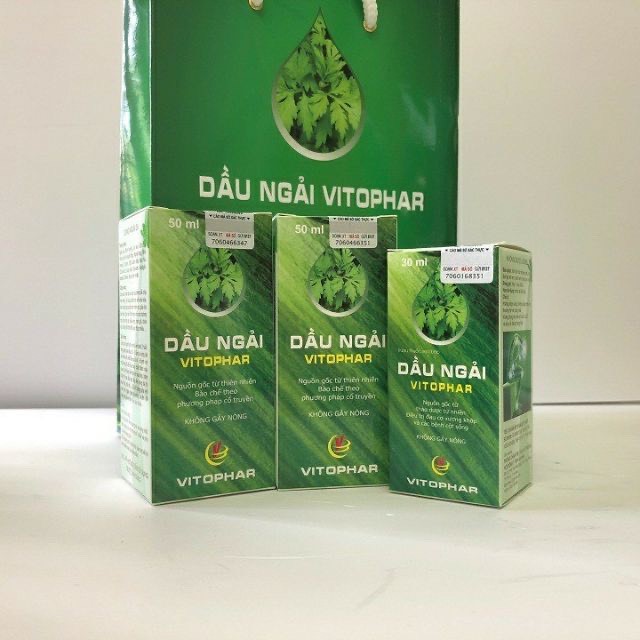 [tặng 1 chai tinh dầu ngải cứu 50ml] Tinh dầu ngải cửu 500ml hỗ trợ các chứng bệnh liên quan đến xương khớp