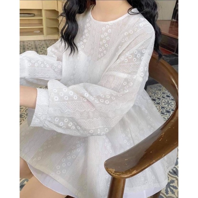 Áo Babydoll Hoa Nhí Nữ dáng xoè dài tay màu trắng tiểu thư Giấu Quần Siêu hót. MET SHOP