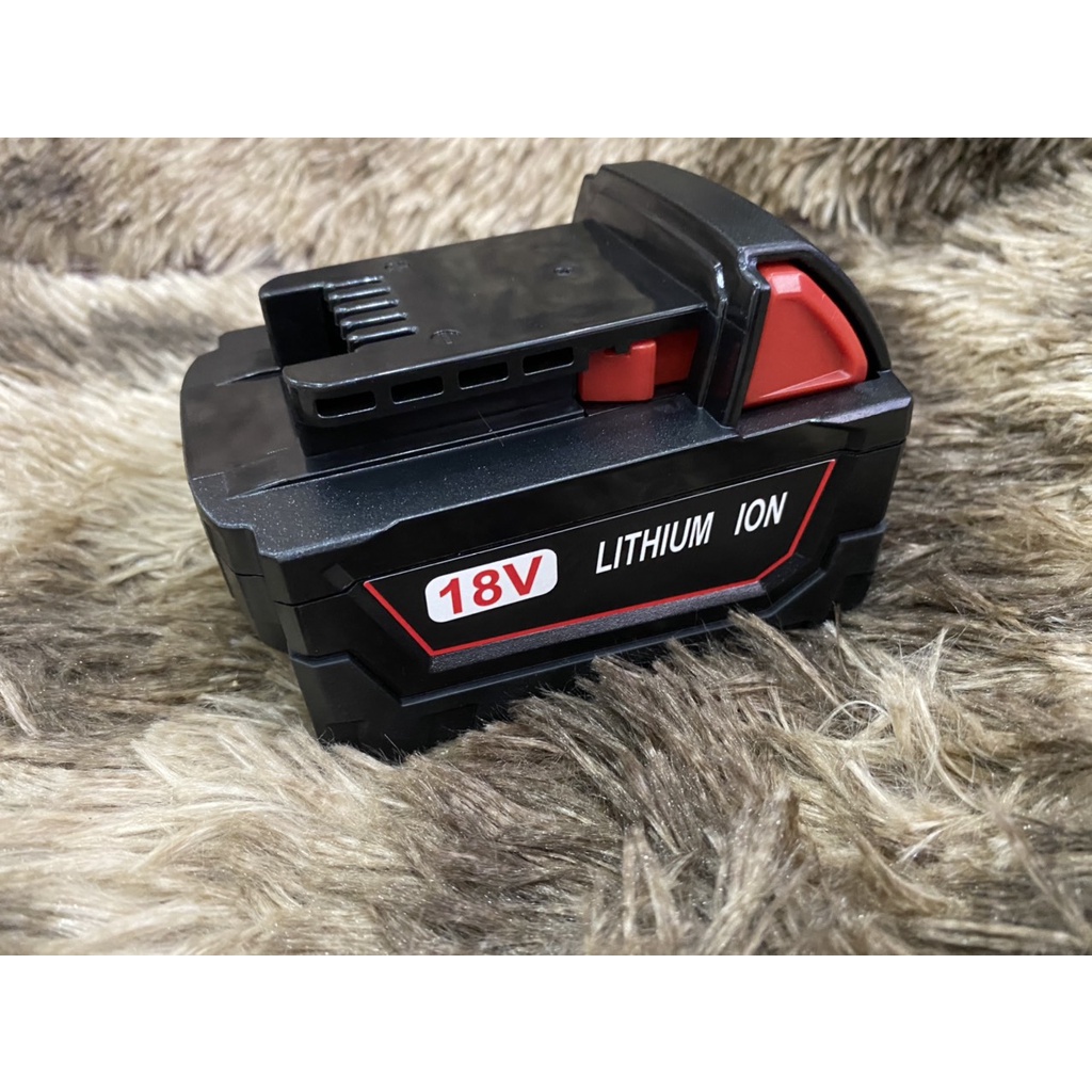 Vỏ mạch Milwaukee M18 5S 18V cân bằng, Led báo pin và nhận sạc zin.