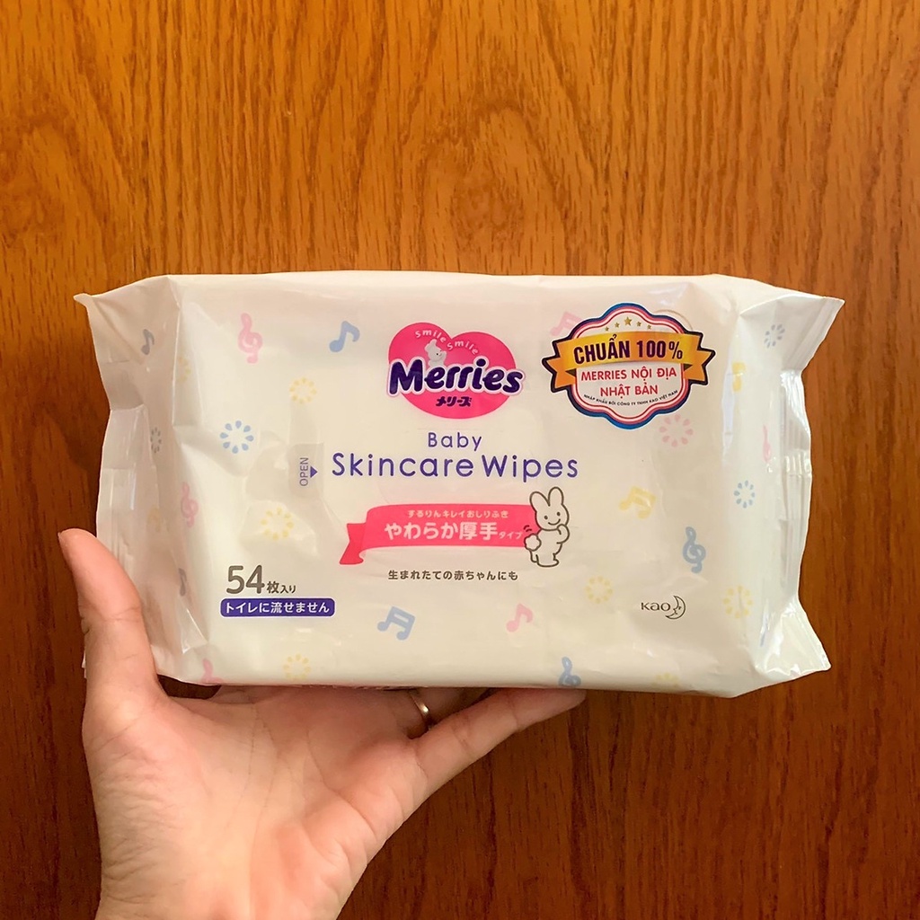 Khăn giấy ướt Merries Baby Skincare Wipes Nhật Bản (gói 54 tờ)