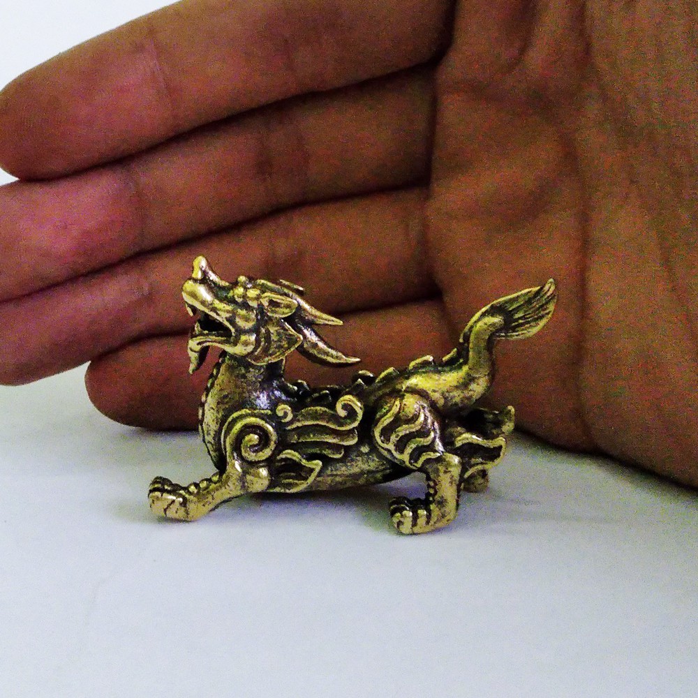 Tượng tỳ hưu mini bằng đồng giá rẻ làm phụ kiện tiểu cảnh, phụ kiện bàn trà, trang trí bonsai, làm quà tặng | BigBuy360 - bigbuy360.vn