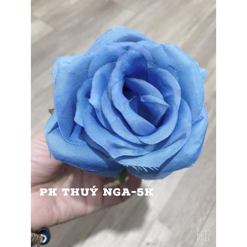 5 Bông Hồng Trang Trí Bánh
