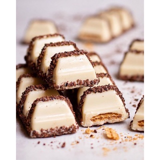 [Kinder Nga] - Bánh Socola Kinder hạt dẻ đủ các vị (Kinder Bueno White, Kinder Bueno Dark, Kinder Country, Kinder Maxi)