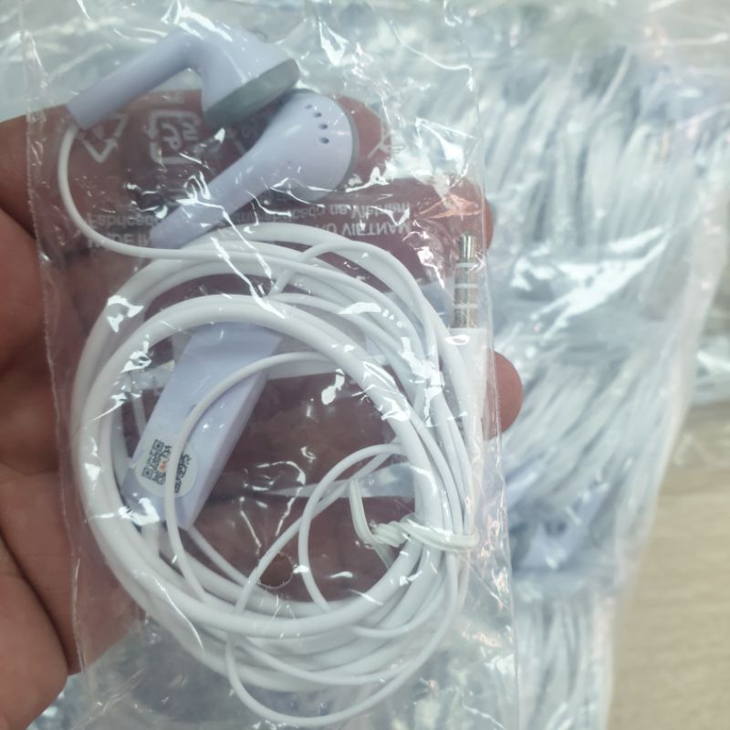 Tai Nghe 5830 chân 3.5 .Bh 12 tháng