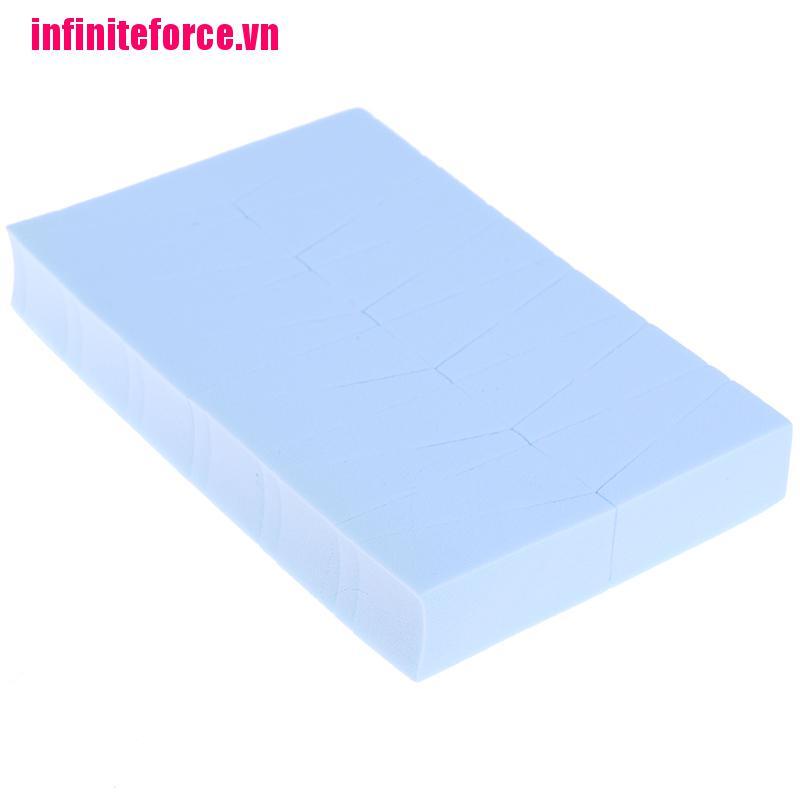 Set 24 Dụng Cụ Trang Điểm Hình Tam Giác Tiện Dụng