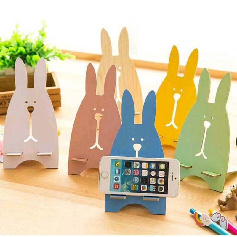 Giá đỡ điện thoại hình thú bằng gỗ