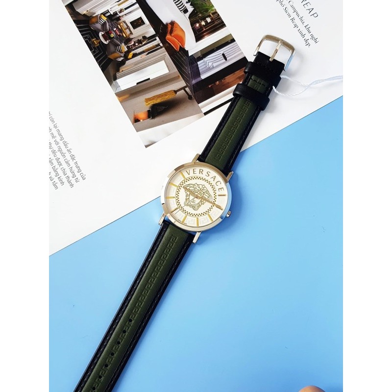 Đồng hồ nam Versace V- Essential