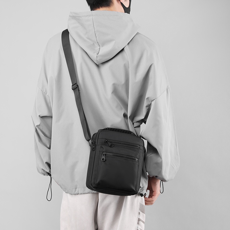 Túi Đeo Chéo Chống Thấm Nước Cho Nam