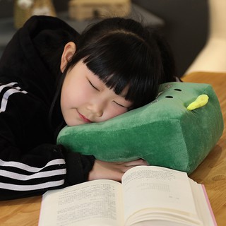 Gối ngủ trưa tiện dụng cho học sinh/nhân viên văn phòng