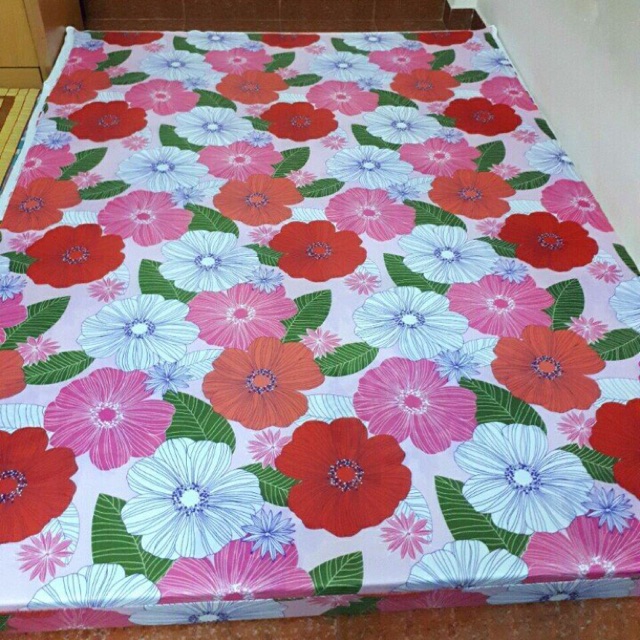Bọc bảo vệ nệm (giao mẫu và màu ngẫu nhiên)